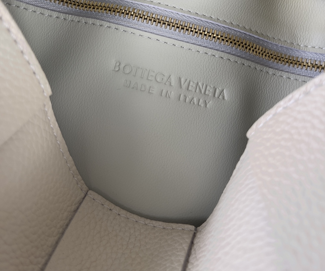 Bottega Veneta Satchel Bags